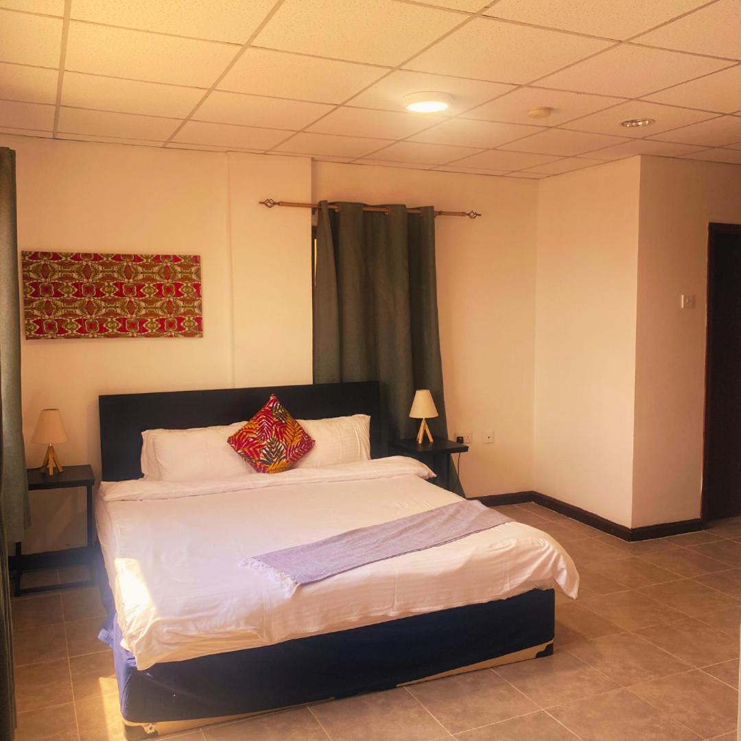 La Casa Baatsona Apts Sakumono Extérieur photo