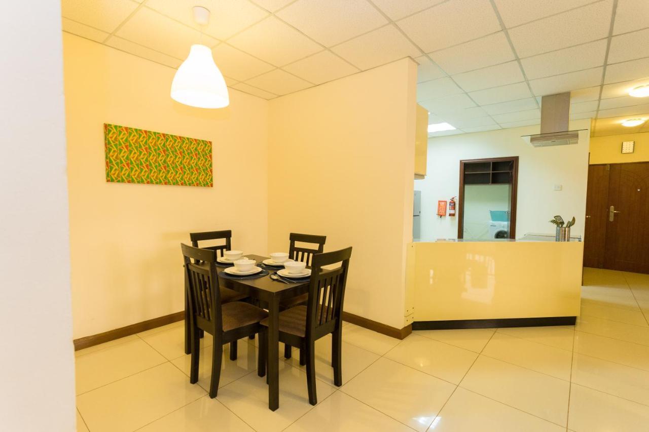 La Casa Baatsona Apts Sakumono Extérieur photo